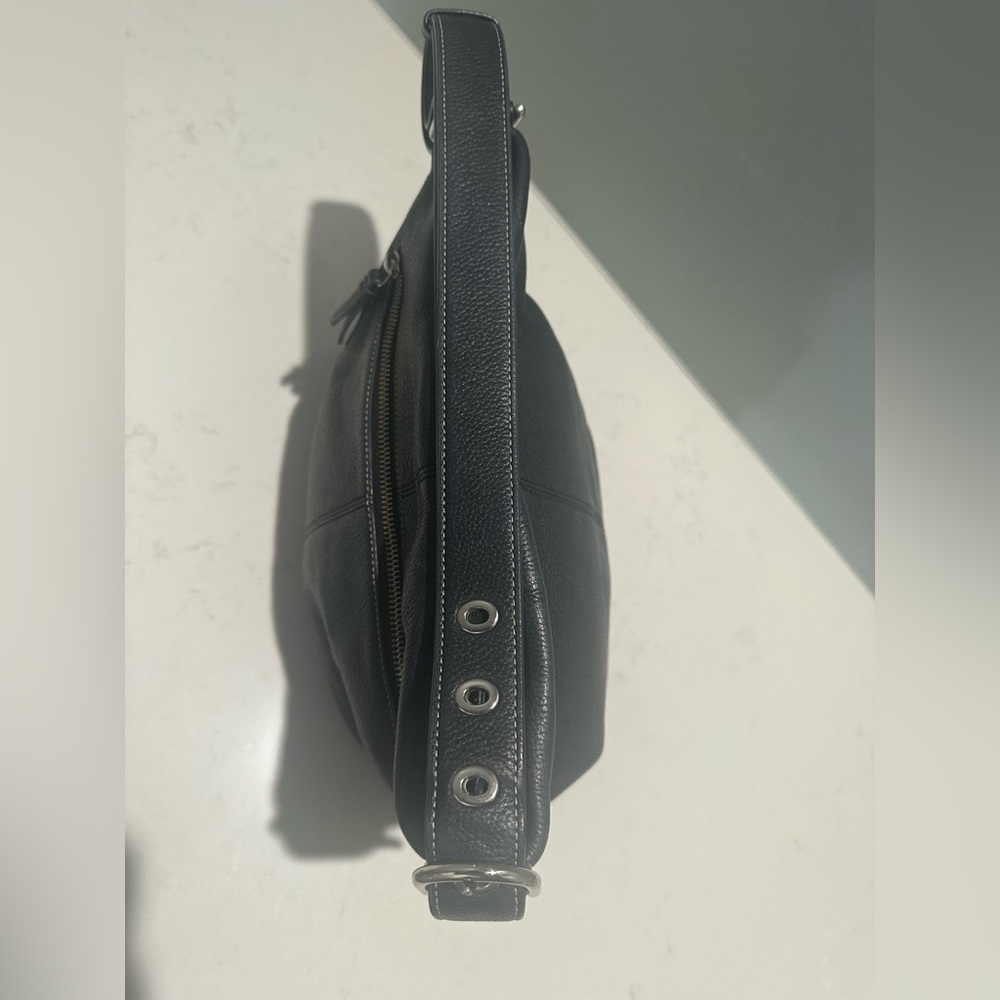 Coach Vintage Black Leather Duffle Hobo Bag - Picture 5 of 14